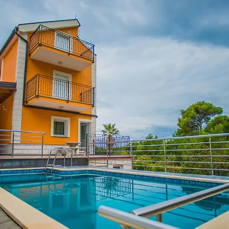 Apartment Nina A2 Baska Voda